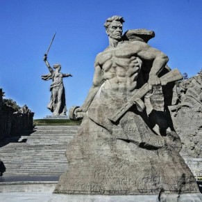 Эдуард Басурин: #ДЕНЬвИСТОРИИ. 15 октября 1967 года состоялось торжественное открытие памятника-ансамбля «Героям Сталинградской битвы» на Мамаевом кургане