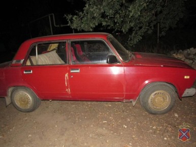 Под Волгоградом подростки у пенсионерки пытались угнать автомобиль