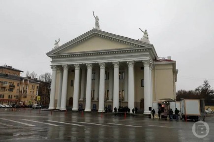 Волгоградский НЭТ 24 октября заменил спектакль «№13»