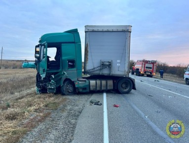 Двое человек скончались в ДТП в Дубовском районе